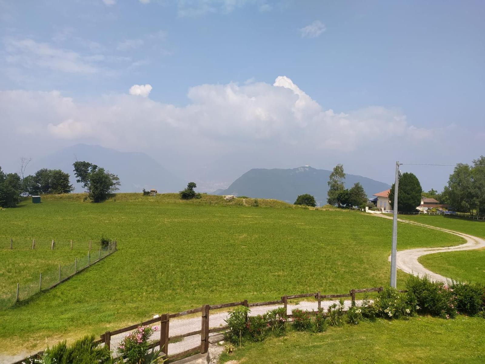Panoramic Green Valley Sulzano Esterno foto
